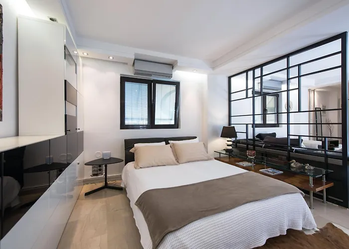 Lux Downtown Sea View D3 *