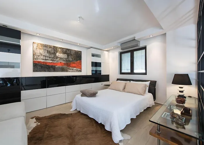 Lux Downtown Sea View D3 شقة *